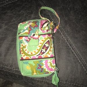 Smart phone wristlet wallet